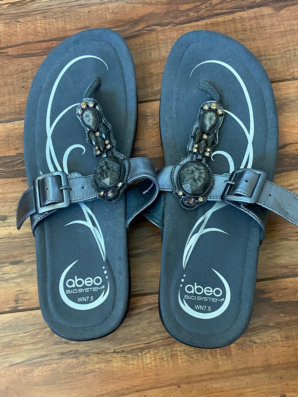 Abeo Black Biosystem Beaded Toe-Loop Sandals with Buckle Accent 7.5